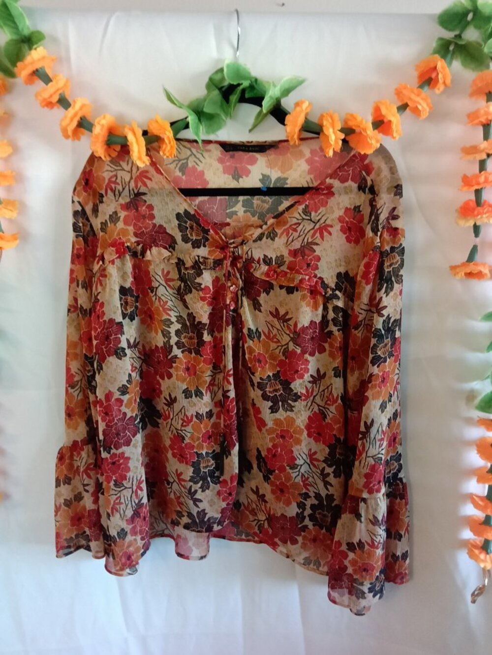 Stunning Vintage Sheer Zara Floral Long-Sleeve Blouse - Large